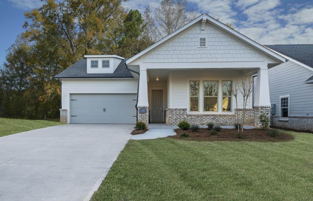 385 Anglewood Avenue - Photo 1