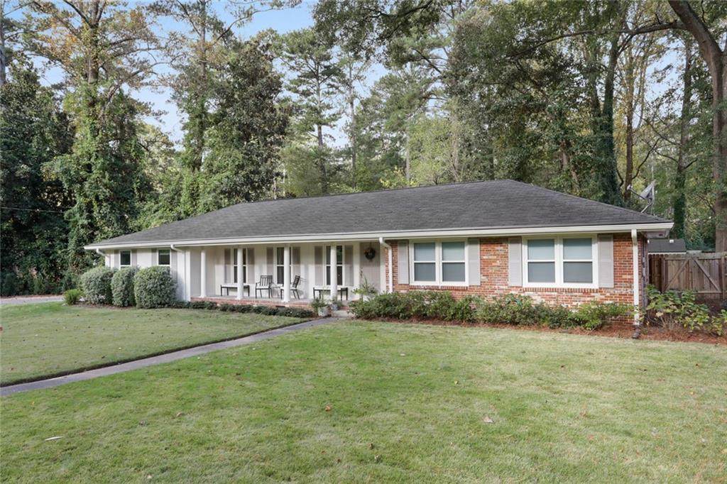 1672 Dunwoody Place - Photo 1