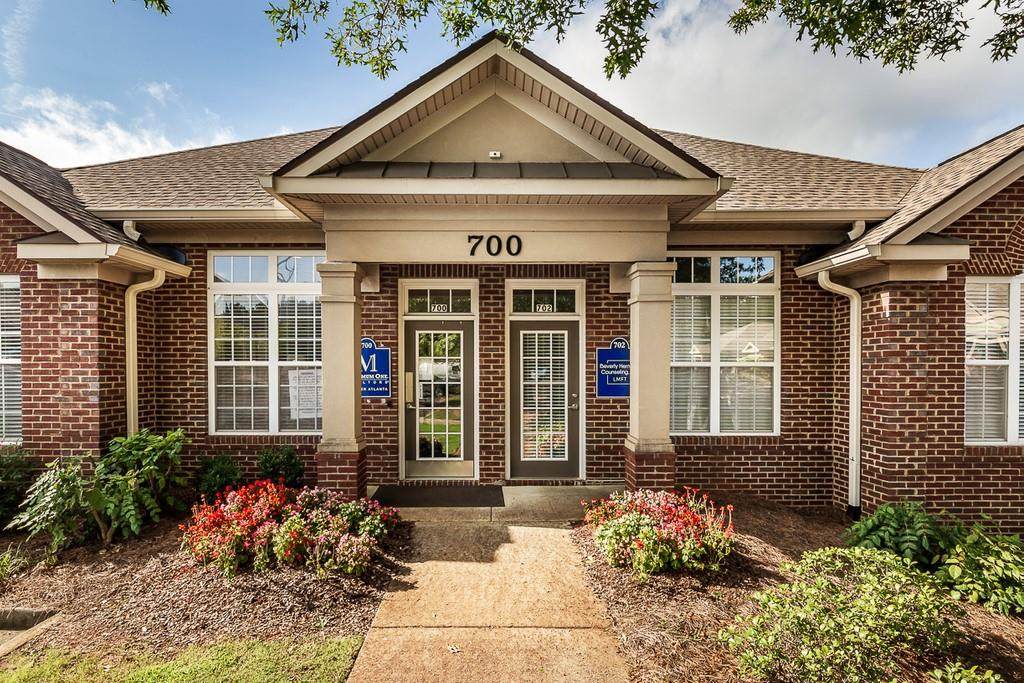 5041 Dallas Highway - Photo 1
