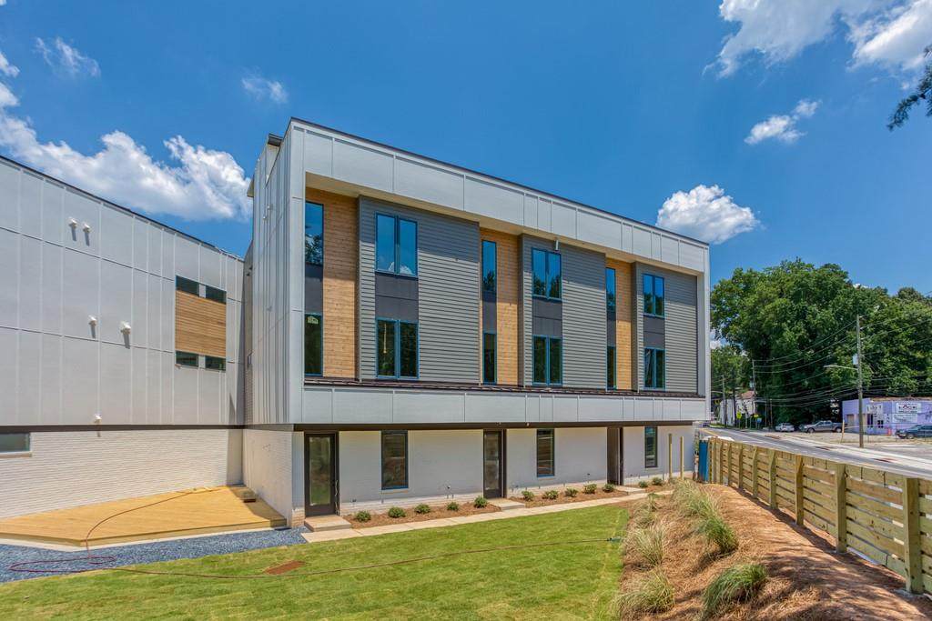 2424 Memorial Drive - Photo 1