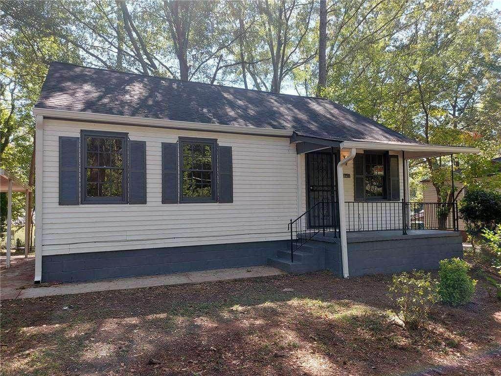 1422 Almont Drive - Photo 1