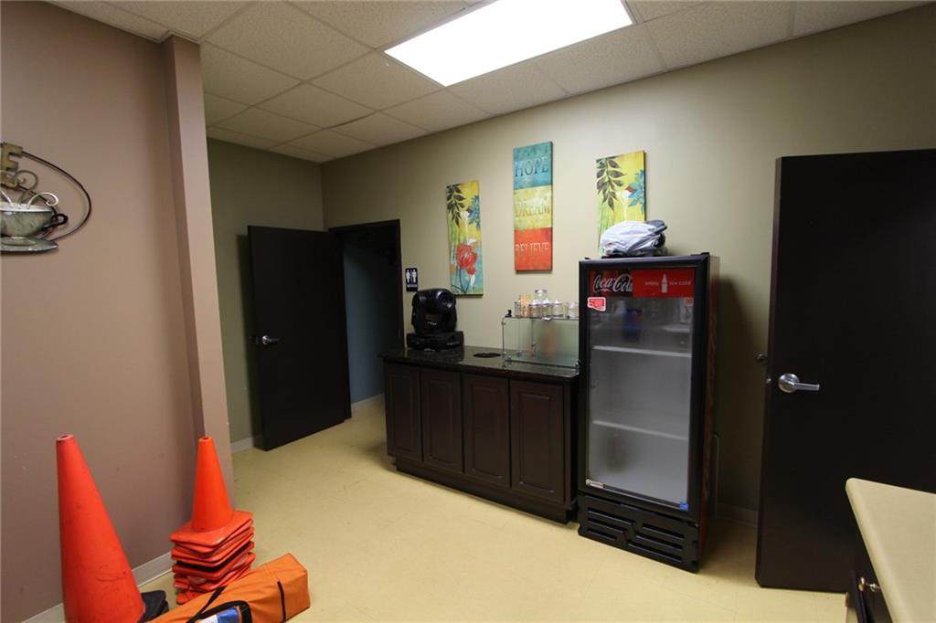 1216 A Aviation Boulevard - Photo 1