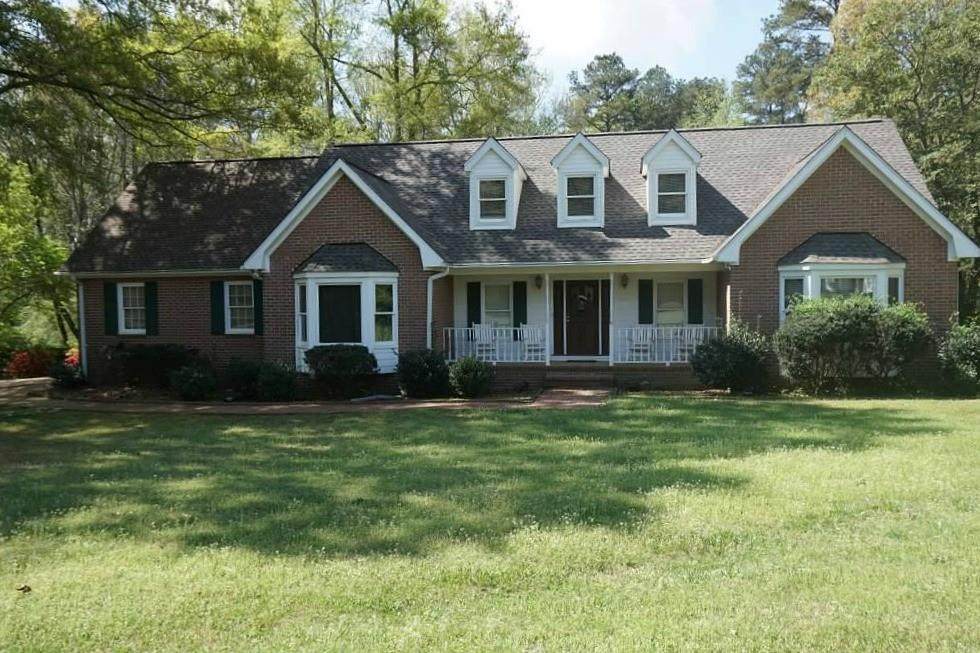 135 Anna Lane - Photo 1