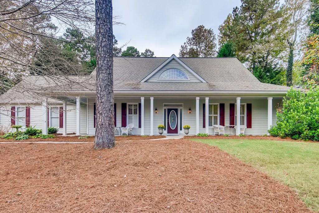 2390 Hampton Trail - Photo 1