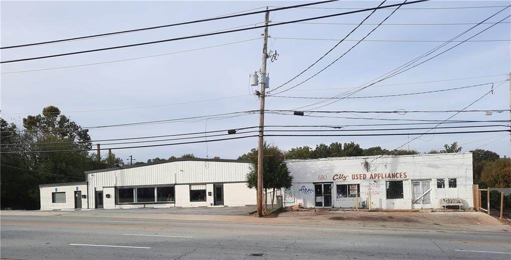 678 Memorial Drive - Photo 1