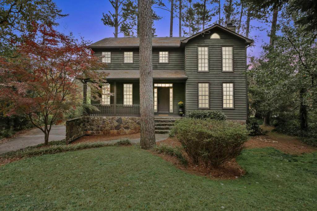 1095 Lake Drive - Photo 1