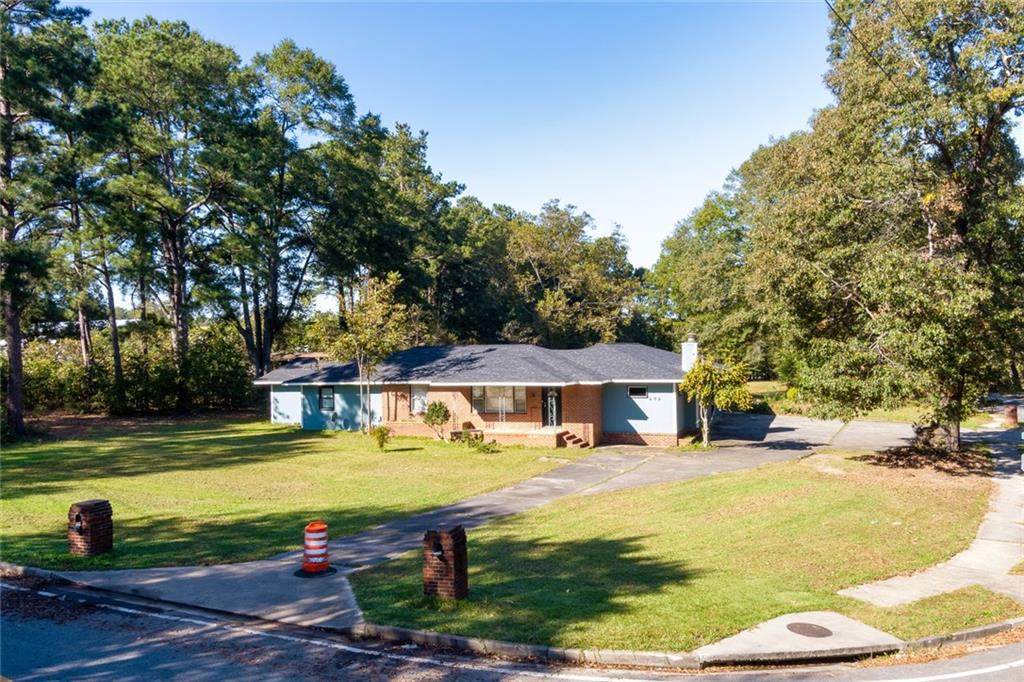 609 Camp Street - Photo 1