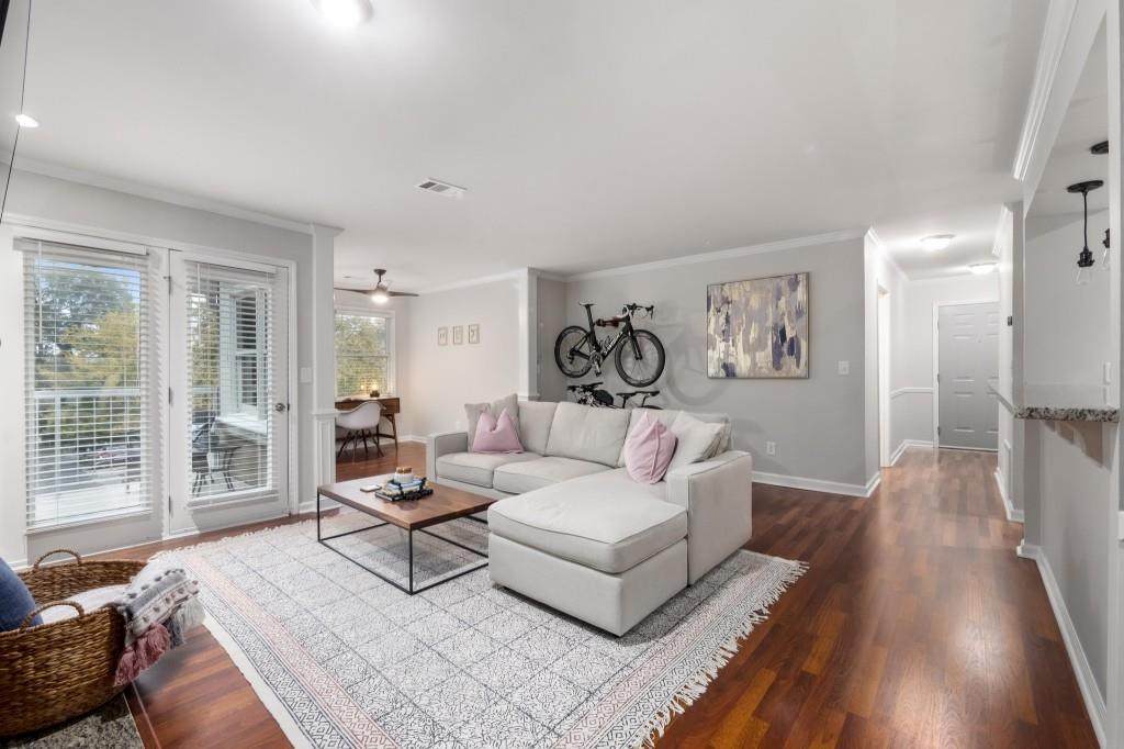 1538 Chantilly Drive - Photo 1