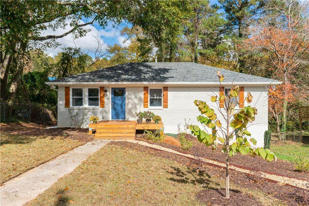 1272 Lynwyn Lane - Photo 1