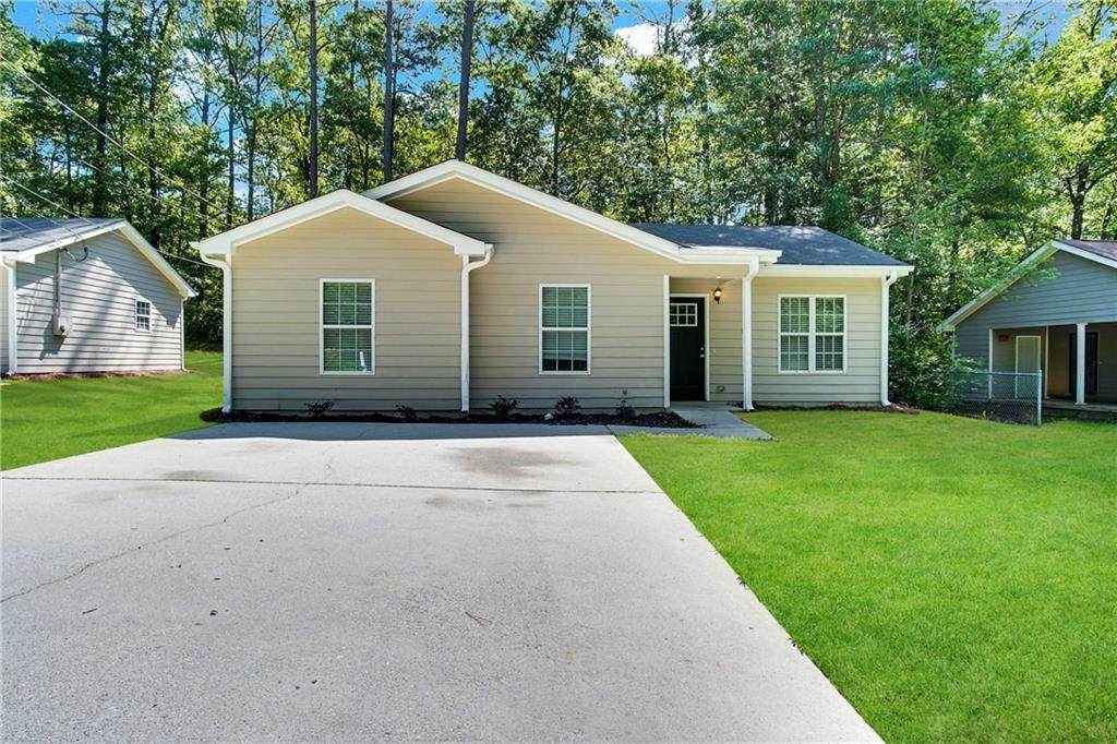 7135 Pineview Drive - Photo 1