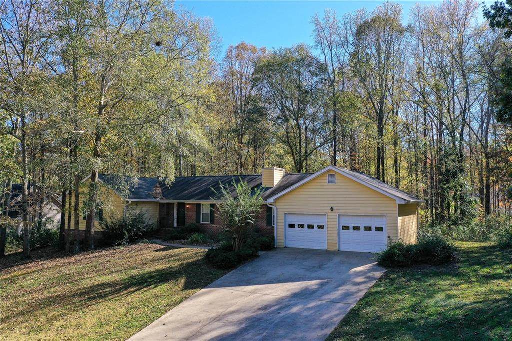 6817 Green Oak Drive - Photo 1