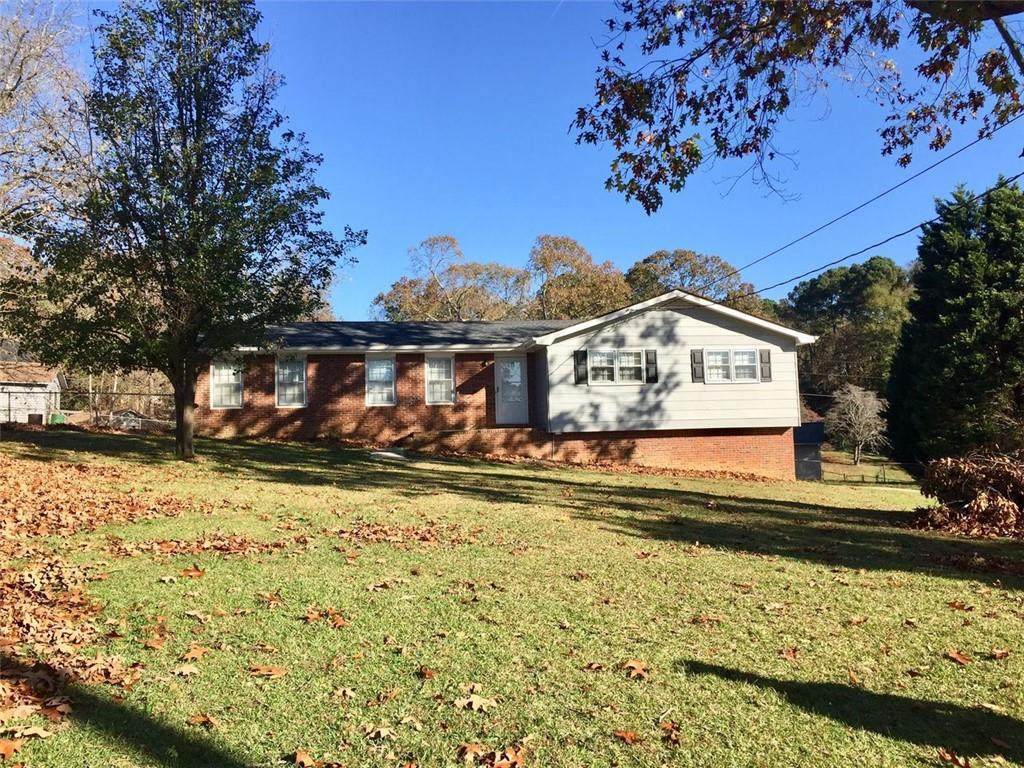 835 Circle Court - Photo 1