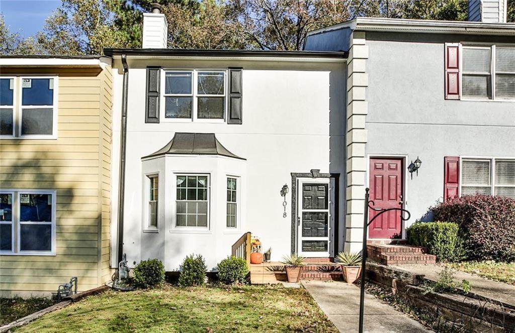 1018 Kennesborough Road - Photo 1