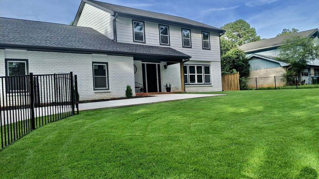 1740 Killian Hill Road - Photo 1