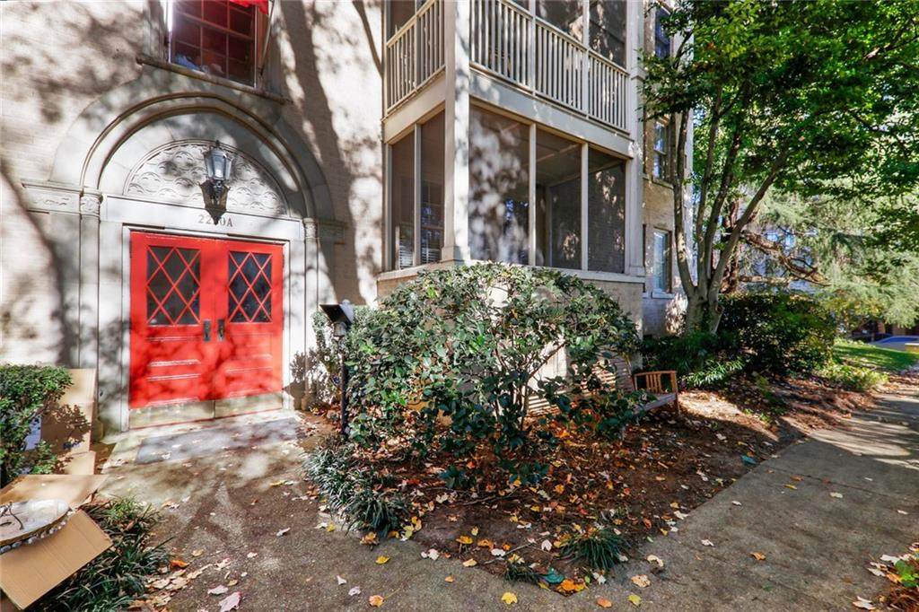 2230 Peachtree Road - Photo 1