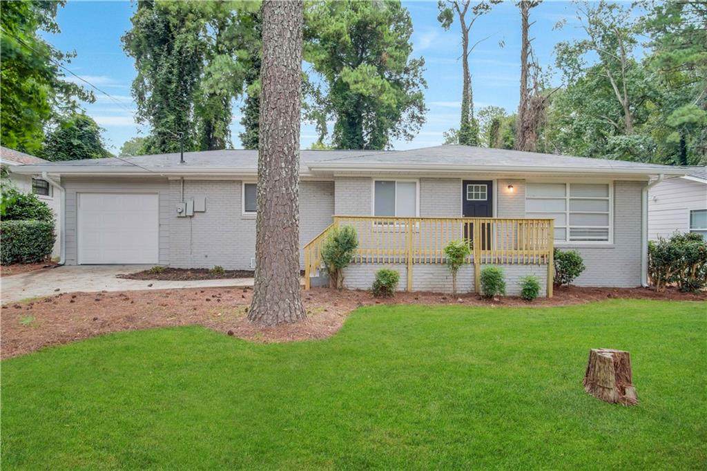 1852 Shamrock Drive - Photo 1