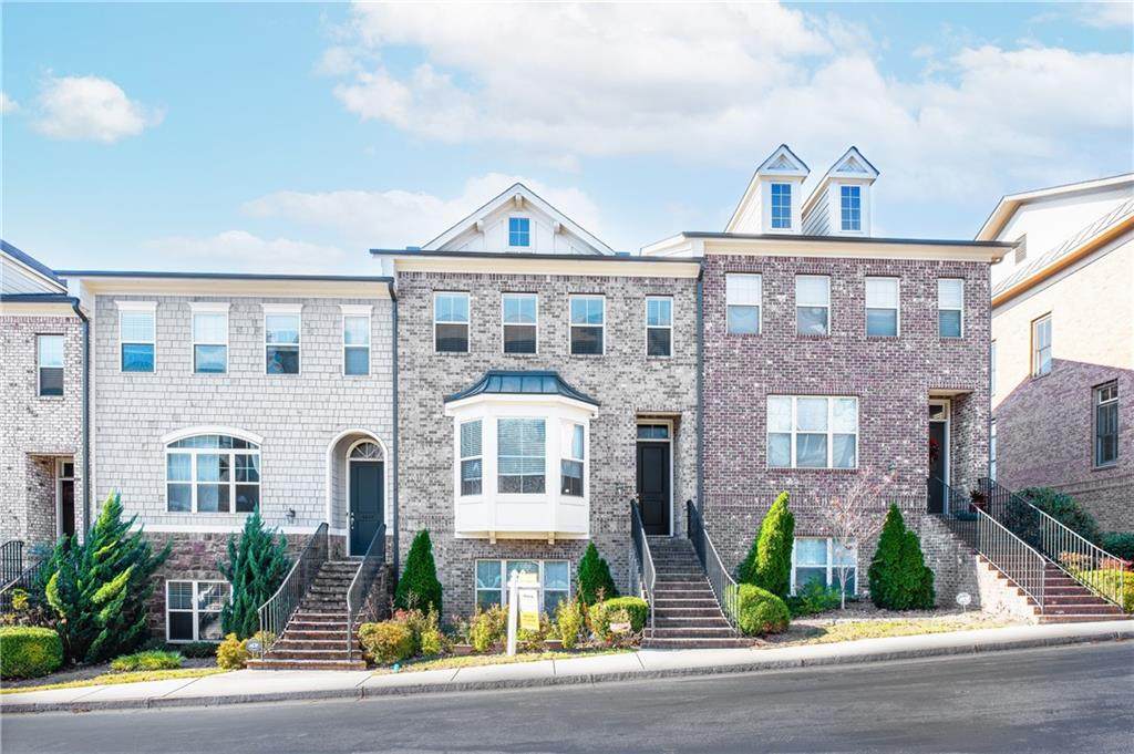 4642 Pine Street - Photo 1