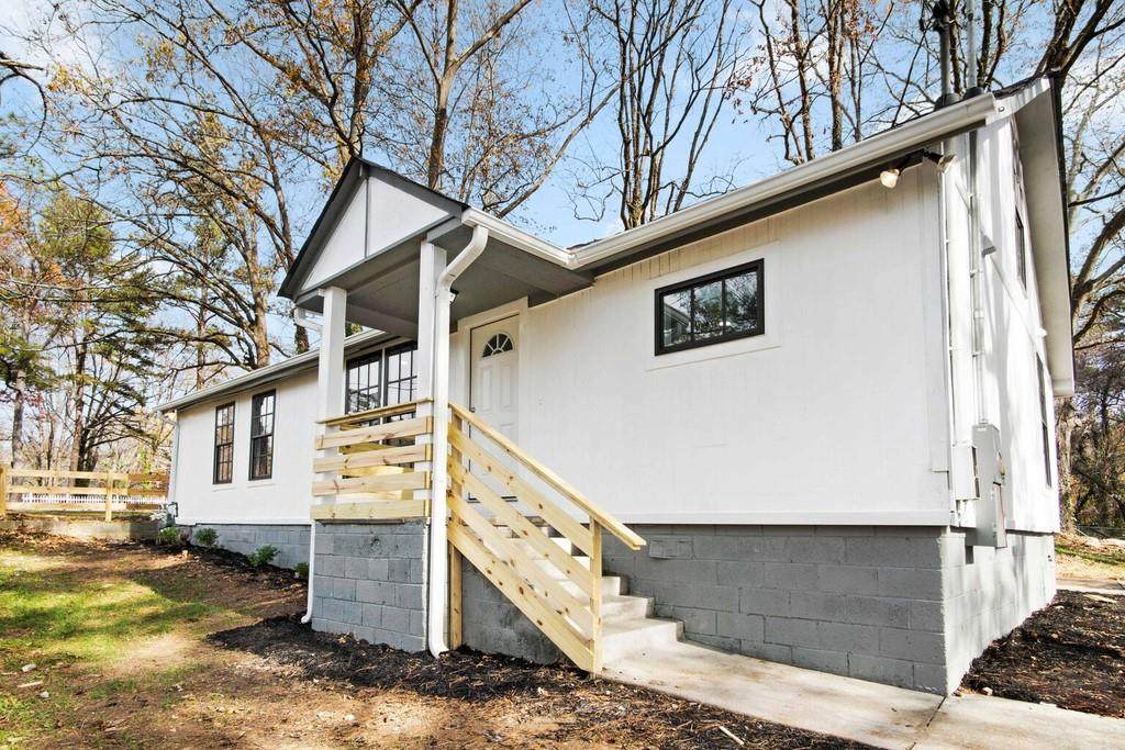 4650 White City Road - Photo 1