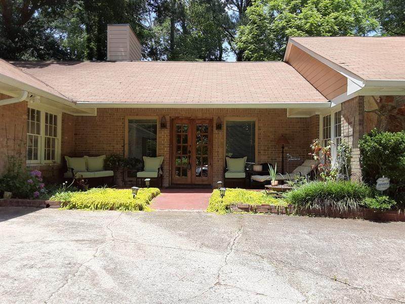 3681 Sawanee Drive - Photo 1
