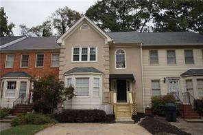 555 Salem Woods Drive - Photo 1