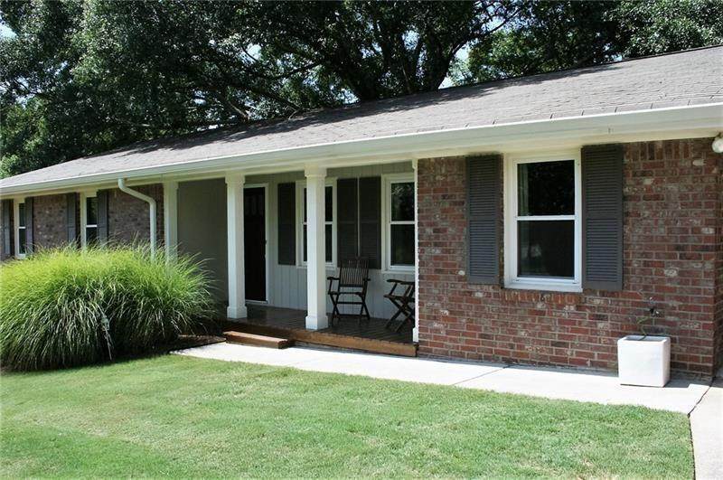 205 Corinth Court - Photo 1