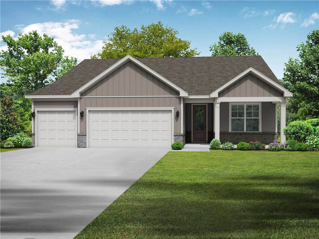 217 Everett Square - Photo 1