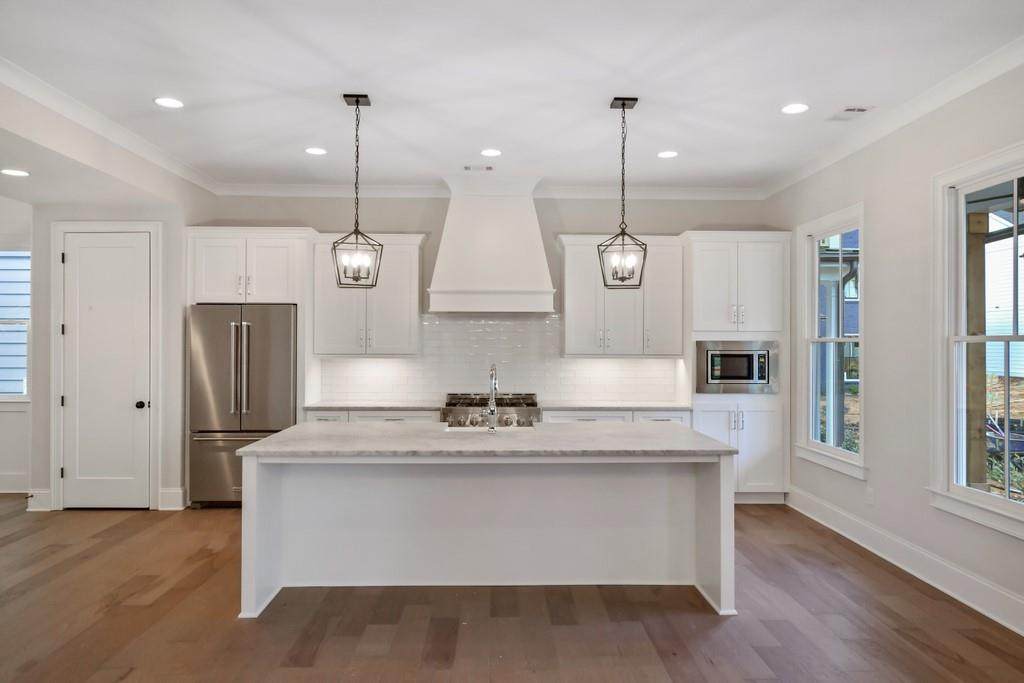 1840 Commons Circle - Photo 1