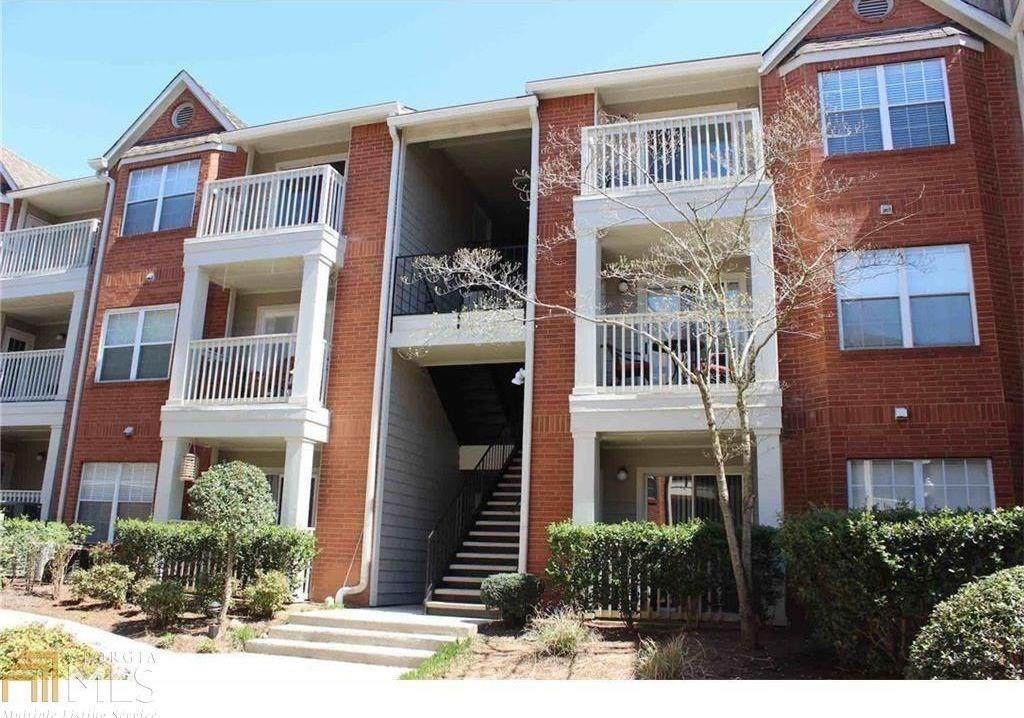 3080 Chastain Park Court - Photo 1