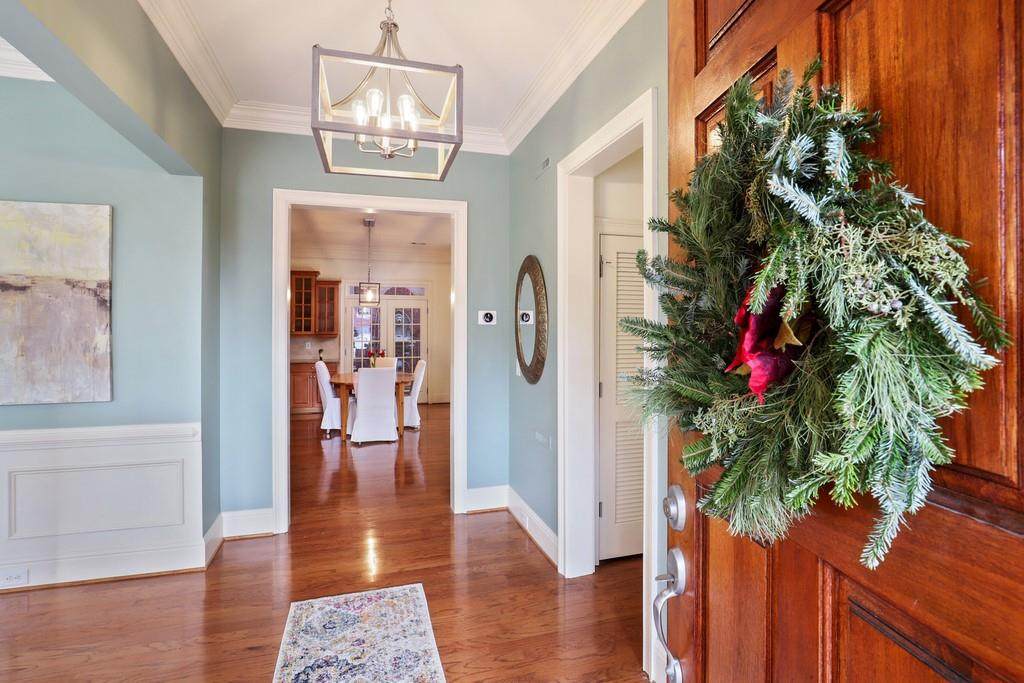1008 Bluffhaven Way - Photo 1