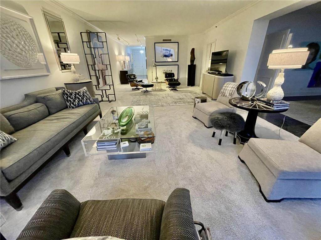 2660 Peachtree Road - Photo 1
