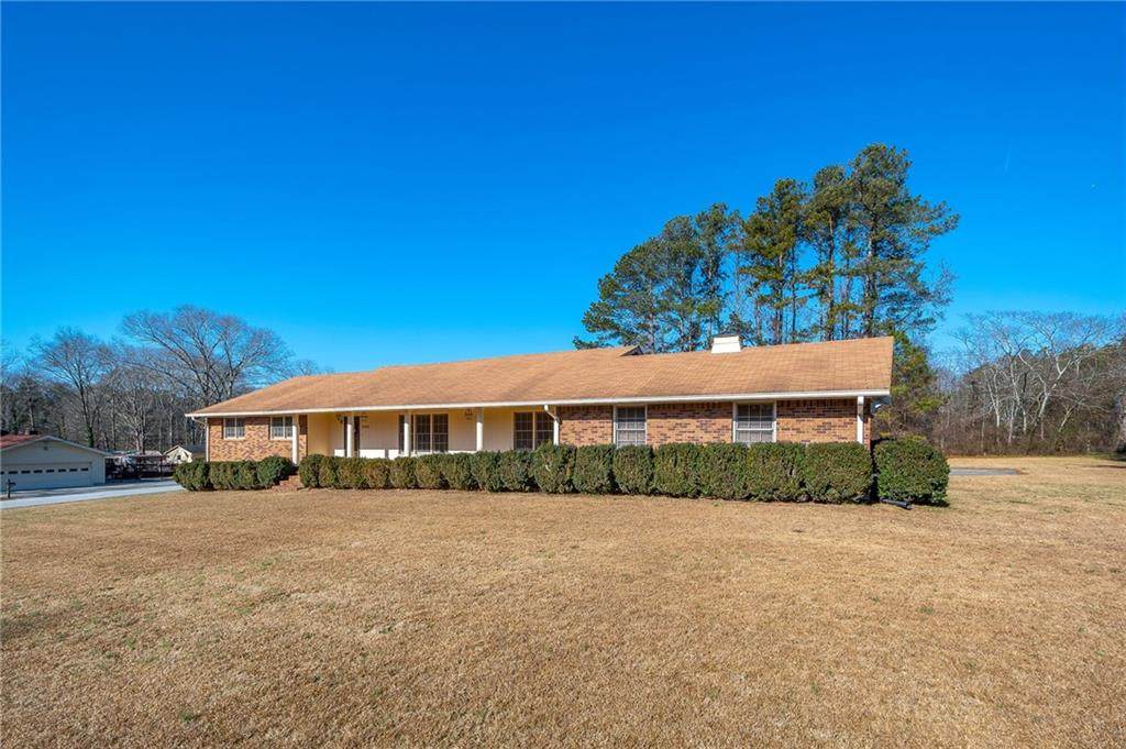 2485 Maple Street - Photo 1