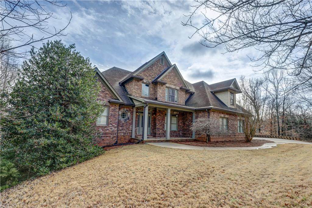 4621 Windcroft Circle - Photo 1