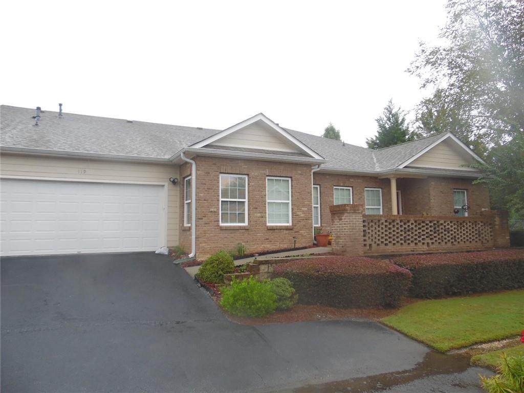 119 Villa Park Circle - Photo 1