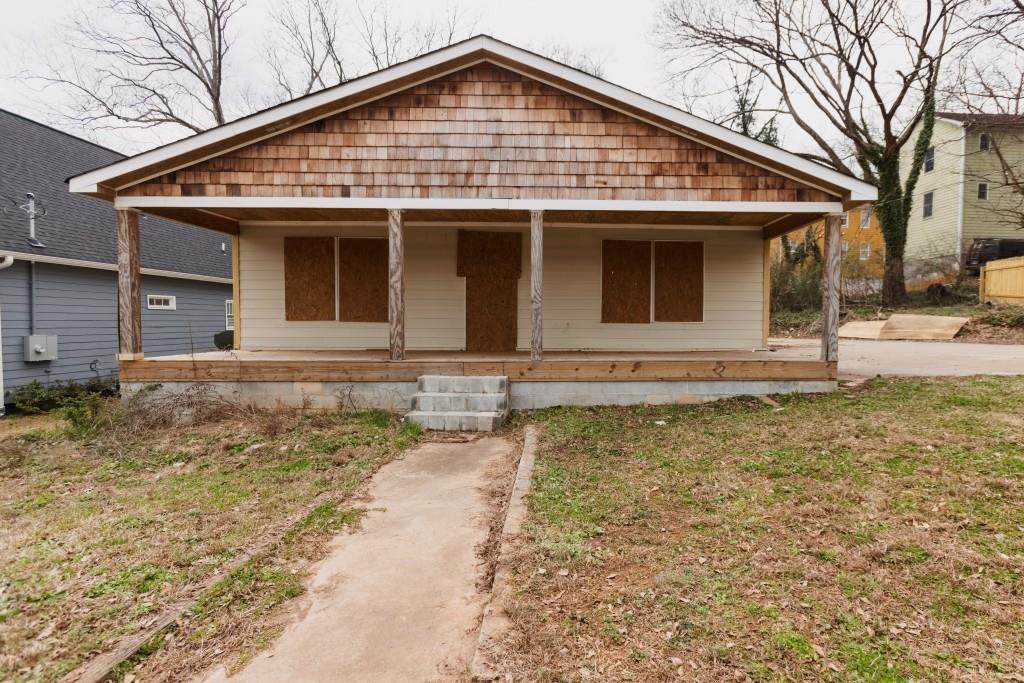 800 Hall Street - Photo 1