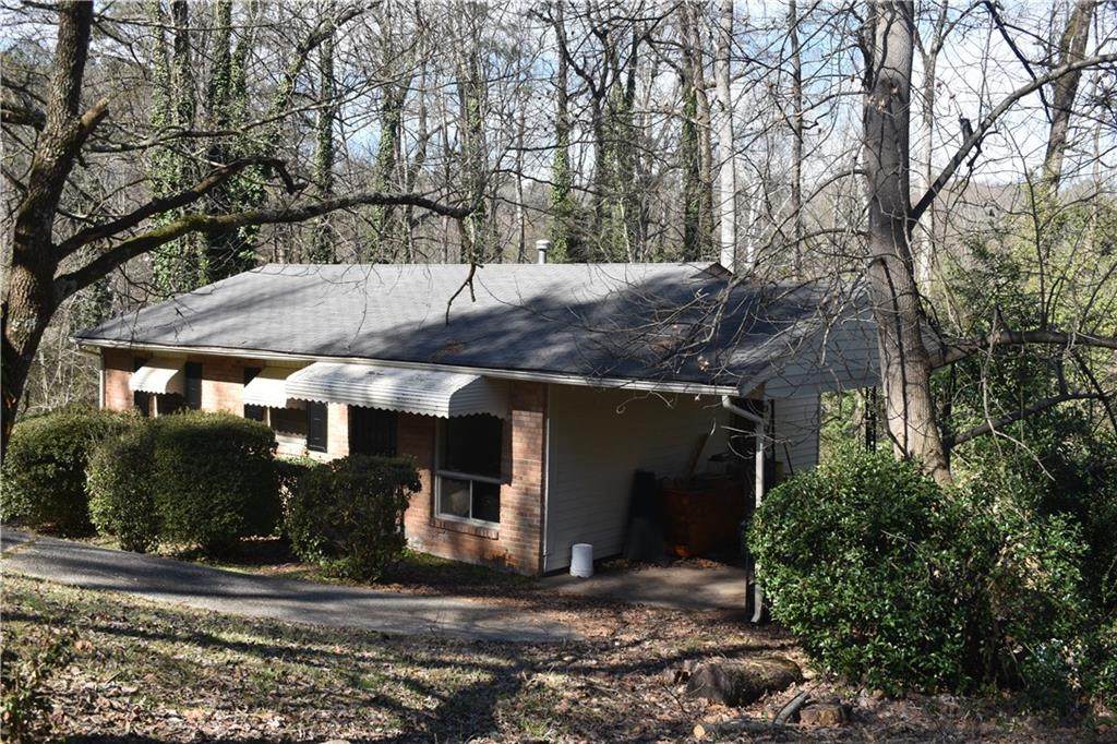 502 Fairlane Circle - Photo 1