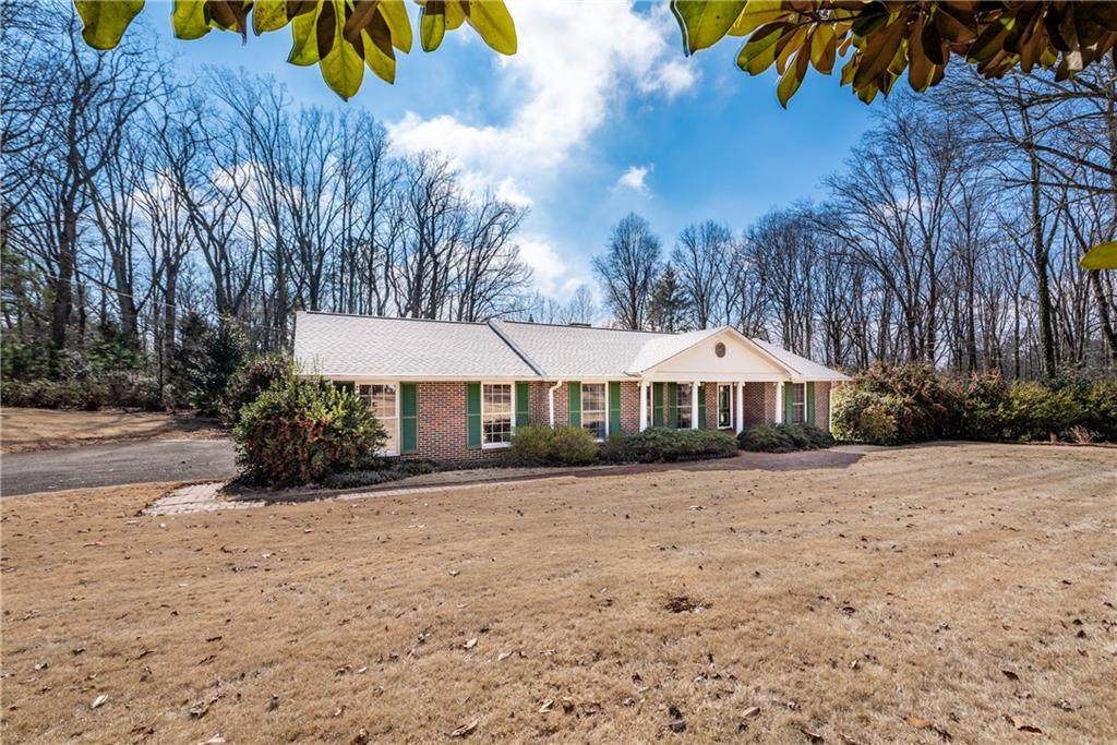 49 Charles Avenue - Photo 1