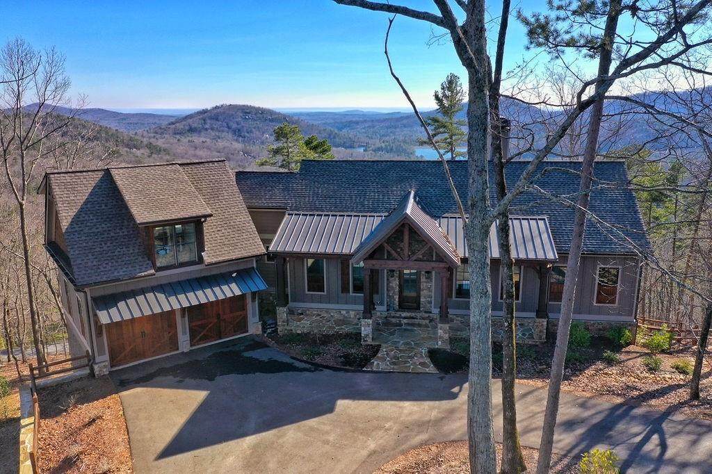 153 Falcon Heights - Photo 1
