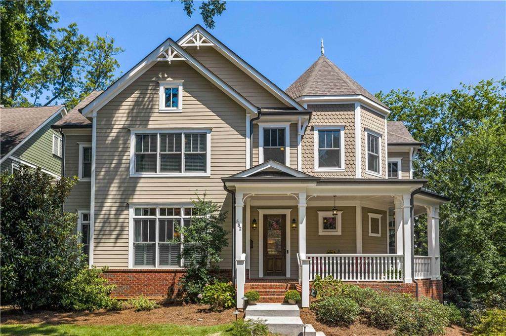 582 Saint Charles Avenue - Photo 1