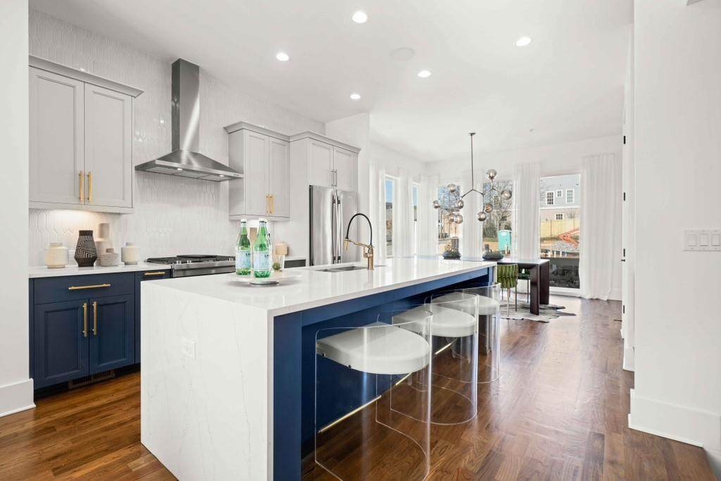 340 Gibson Street - Photo 1