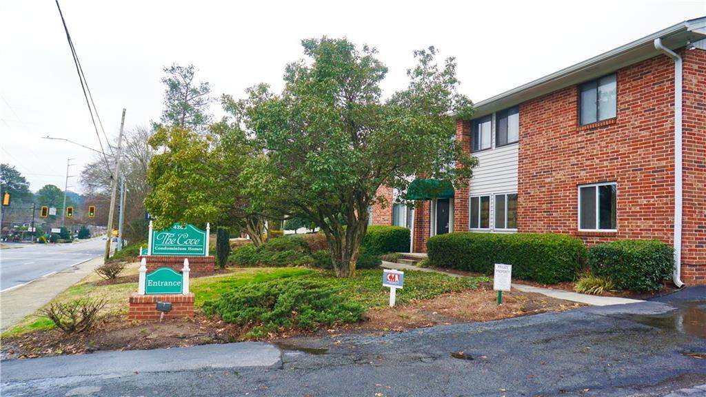 4266 Roswell Road - Photo 1