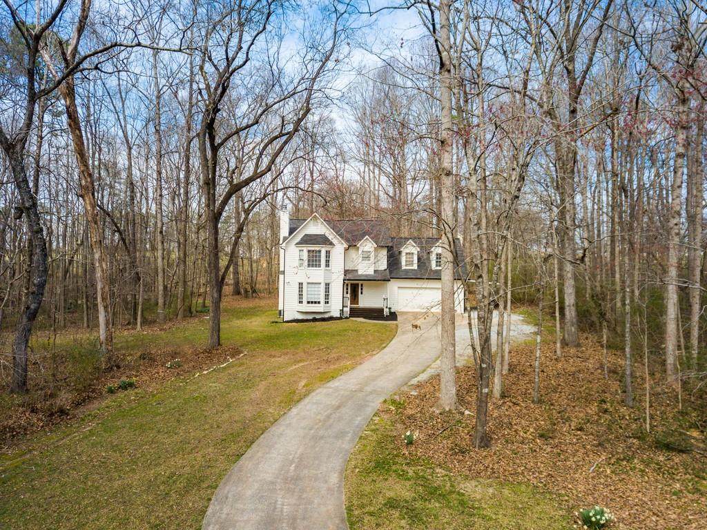 520 Hudson Circle - Photo 1