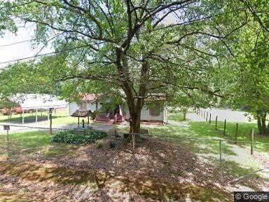 4813 Oak Street - Photo 1