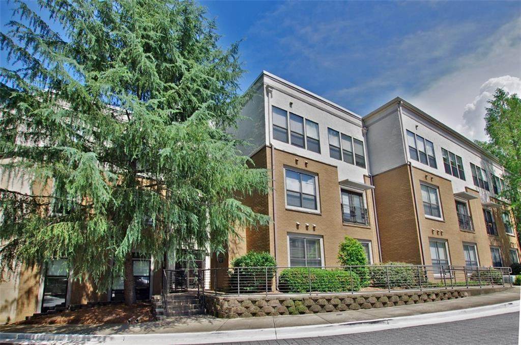 821 Ralph Mcgill Boulevard - Photo 1