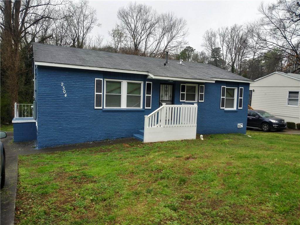 2304 Swallow Circle - Photo 1