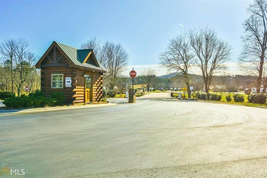 56 Misty Valley Road - Photo 1