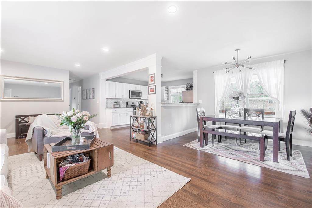 427 Peyton Road - Photo 1