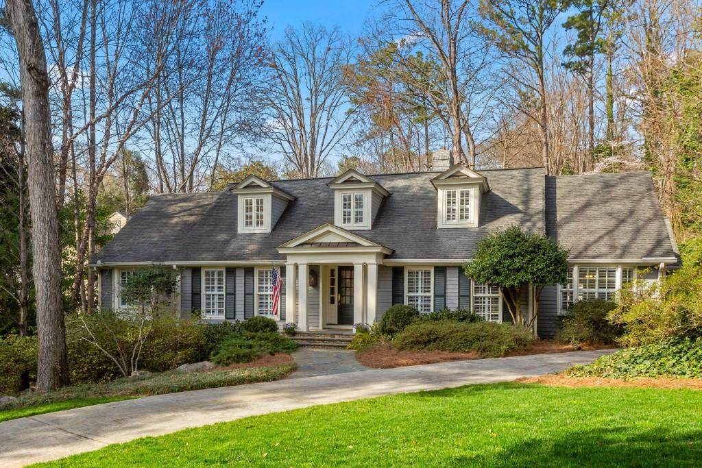 565 Twin Springs Road - Photo 1