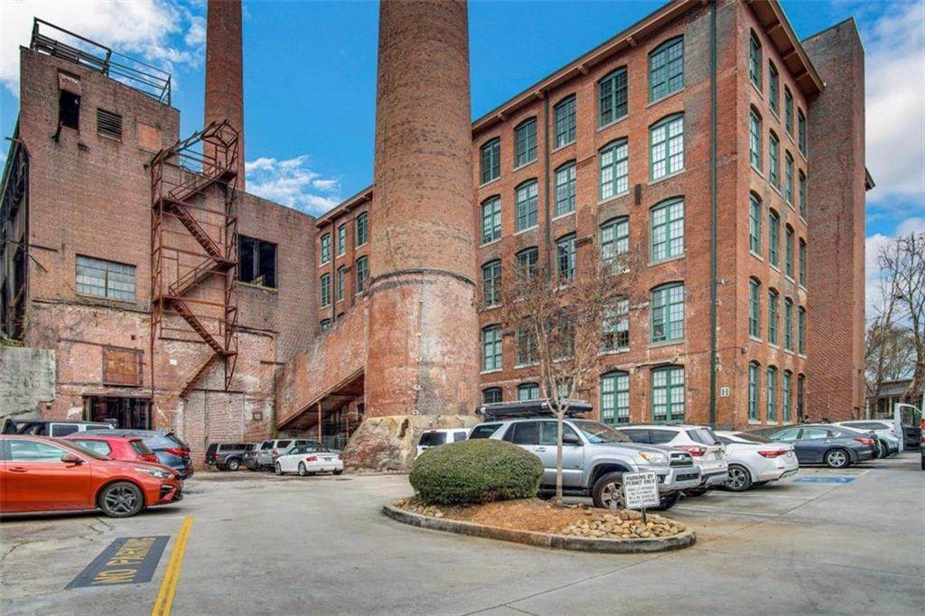 170 Boulevard - Photo 1