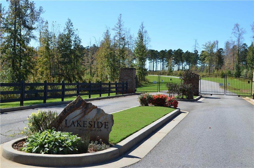 114 Bluewater Boulevard - Photo 1