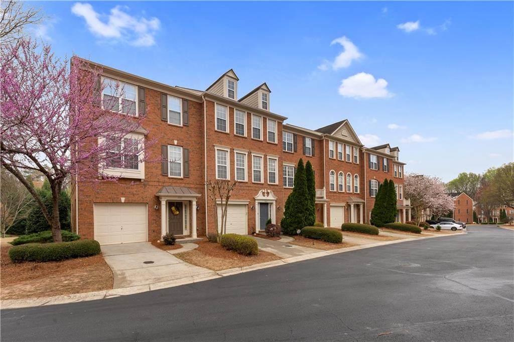 3003 Glendower Way - Photo 1